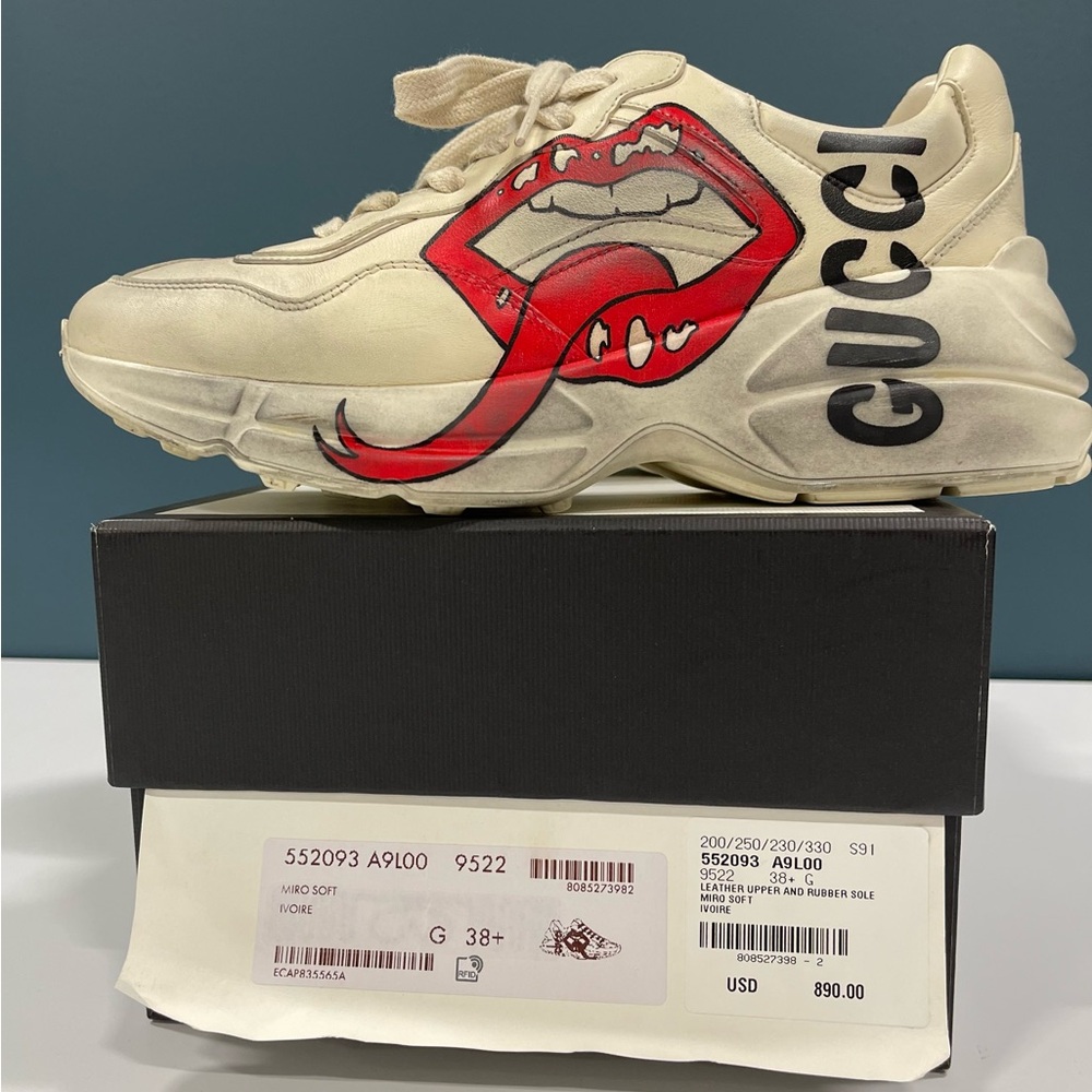 Gucci Ryton Vintage-Look Off-White Black Red Sneakers w Lips Logo SZ 38.5 /W 8.5 - Picture 3 of 16